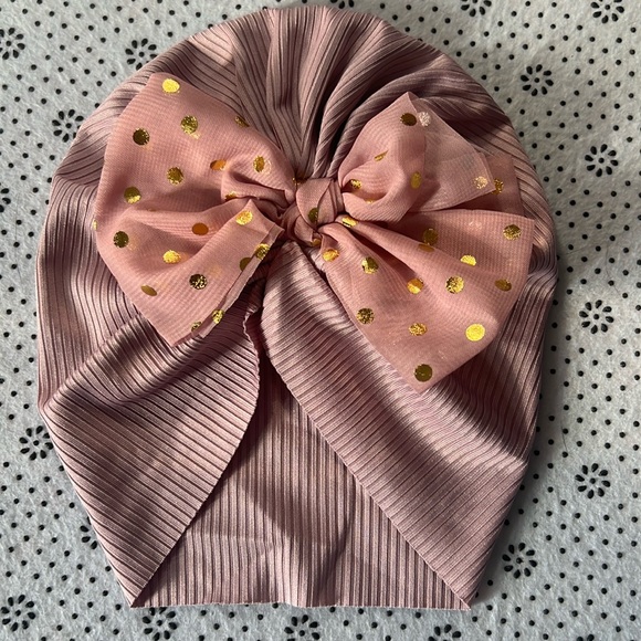 ๐ย New ๐ Cute Little Girls Turban with Bow LightโWeight Size 0-6 Months ๐ - Picture 1 of 5